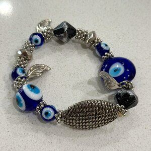 Vintage Handmade Evil Eye Lampwork Glass Bead Bracelet